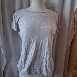 Grey Express short sleeve top 18" flat pit to pit 23" long